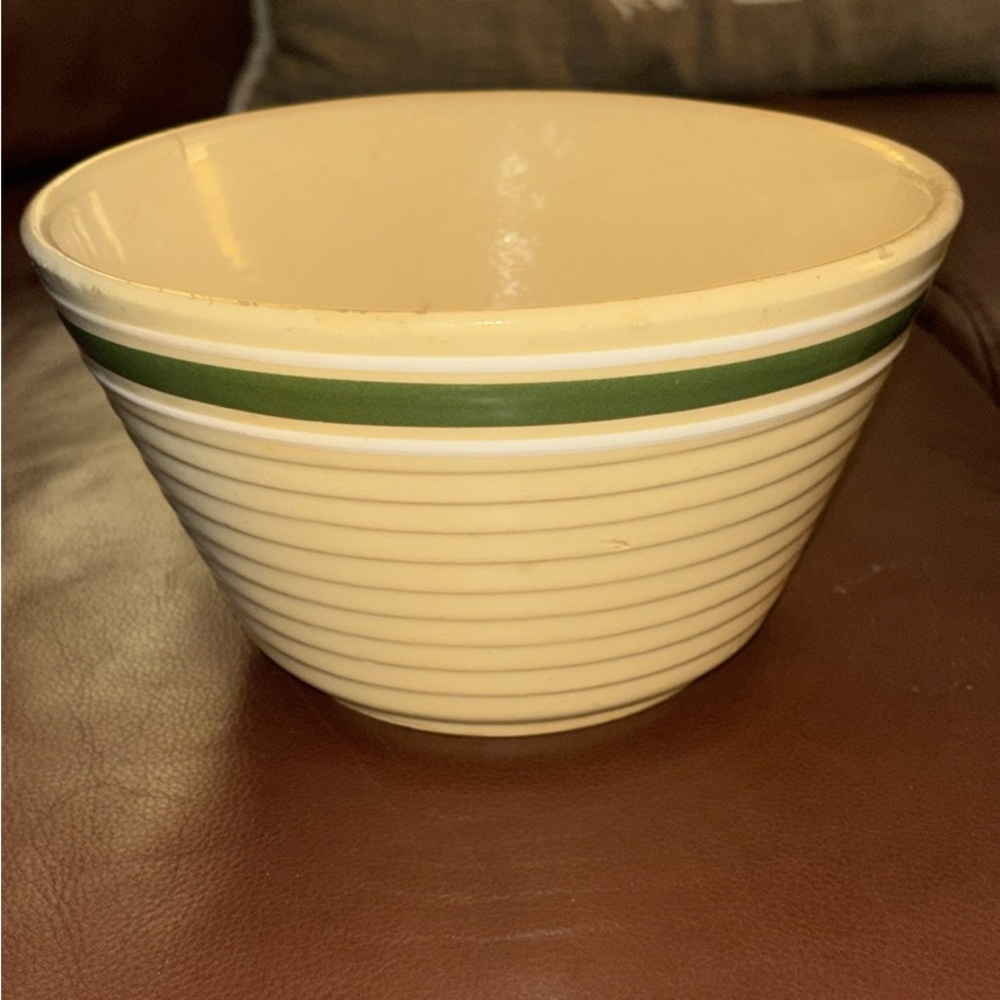 Vintage Watt Ovenware Bowl #8 Yellow/Green made in the USA